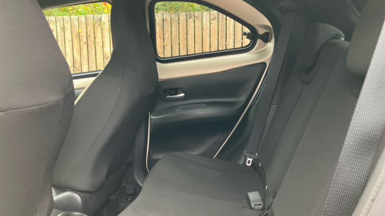 Toyota Aygo X 1.0 VVT-i Edge 5dr Petrol Hatchback